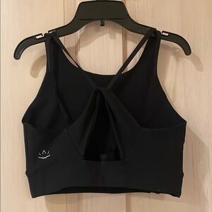 Beyond Yoga Sports Top/Bra